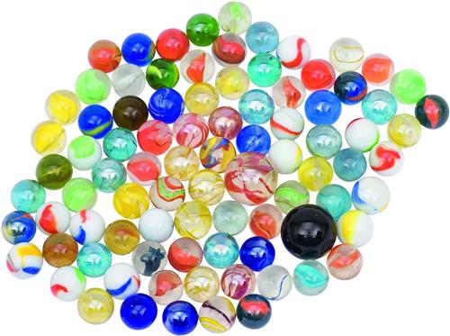 Gekleurde knikkers in netje - buitenspeelgoed - knikkeren