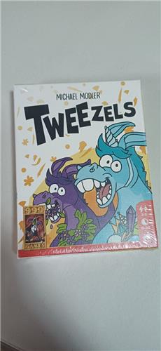 TWEEzels 999 Games