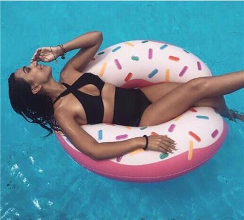 Intex Opblaasbare Donut Zwemring - Zwemband - Drijfband - Hoge Kwaliteit Vinyl -107 cm -  Voor Op Het Water - In het Zwembad - Op Vakantie - Roze Ringband Donut Gekleurd - Vanaf 9 Jaar
