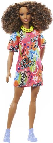 Barbie pop fashionista's, bruin krullend haar, T-shirtjurk met graffitiprint