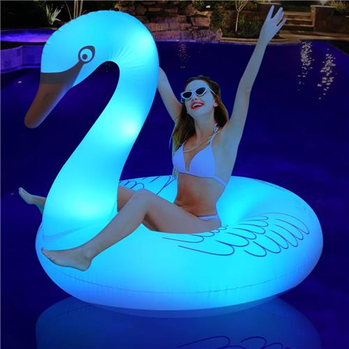Unyqoos® Opvallende Opblaasbare Zwaan Zwemring met LED-verlichting op Zonne-energie voor Volwassenen