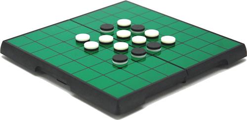 Reversi magnetisch zwarte kunststof cassette 20 cm.