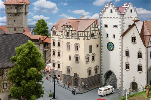 Faller - 1/87 GROOT STADSHUIS (4/23) * - modelbouwsets, hobbybouwspeelgoed voor kinderen, modelverf en accessoires