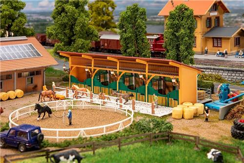 Faller - 1/87 STAL MET 4 PAARDEN (5/24) * - modelbouwsets, hobbybouwspeelgoed voor kinderen, modelverf en accessoires