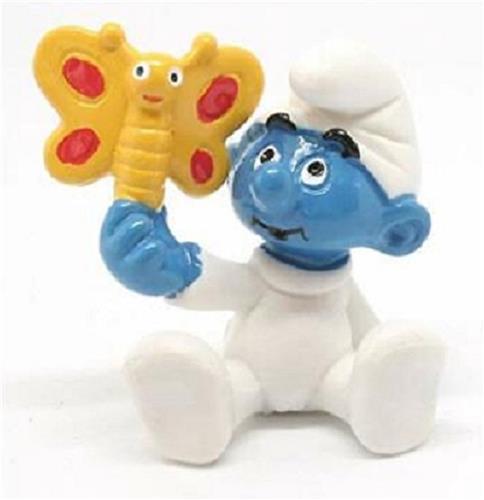 Baby smurf met vlinder - Schleich - Speelfiguurtje - 4cm