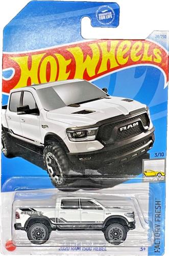HOT WHEELS 2020 RAM 1500 REBEL WHITE 24/250 1:64 FACTORY FRESH