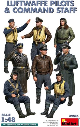 MiniArt Modelbouwpakket Militaire voertuigen - 49026 Luftwaffe Piloten - Commando Staff WWII - 8 Figuren Plastic - 1:48 - Modelbouw