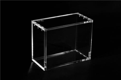 THE ACRYLIC BOX - ONE PIECE BOOSTER BOX (OP-04+)