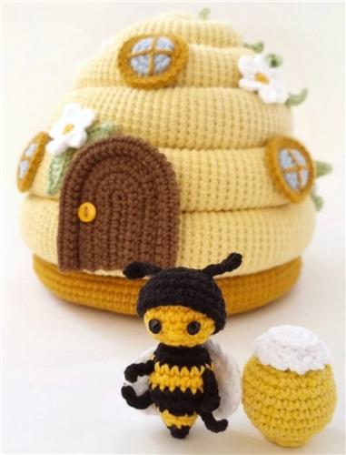 UltiluxeÂ® Haakpakket Bijenkorf met Bijen - 6 stuks - Complete DIY set - Crochet kit - Knutselset voor Kinderen of Volwassenen - Bijtjes - Groen/bruin