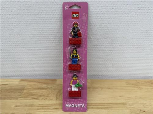 LEGO 852948 Female Minifigure Magnet Set Blister Pack