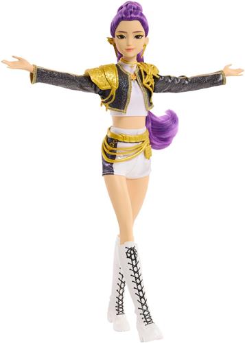 KPop Demon Hunters HUNTR/X Rumi 'Golden' zingende pop in outfit
