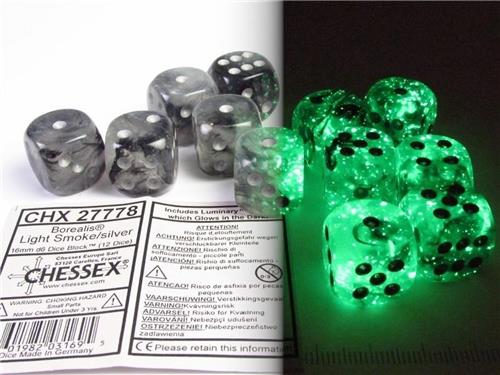 Chessex Borealis D6 16mm Light Smoke/silver Luminary Dobbelsteen Set (12 stuks)