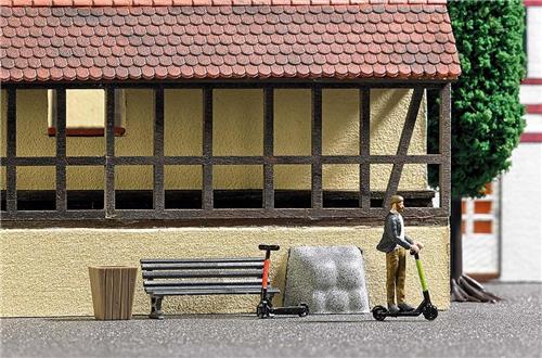 Busch - A-set: E-scooter H0 (2/21) * - BU7867 - modelbouwsets, hobbybouwspeelgoed voor kinderen, modelverf en accessoires
