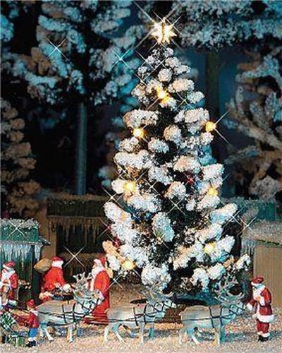 Busch - Beleuchteter Weihnachtsbaum (Bu5411)
