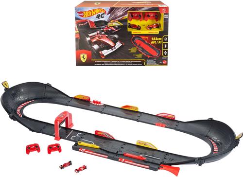 Hot Wheels RC Ferrari Legends-racecircuit - Met 2 op afstand bestuurbare autos op schaal 1:64