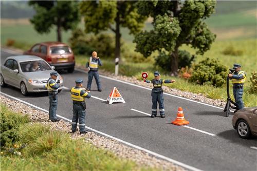 Faller Modelbouwpakket Militaire voertuigen - H0 151714 Nederlandse Verkeerscontrole - 6 Figuren Plastic - 1:87 - Modelbouw