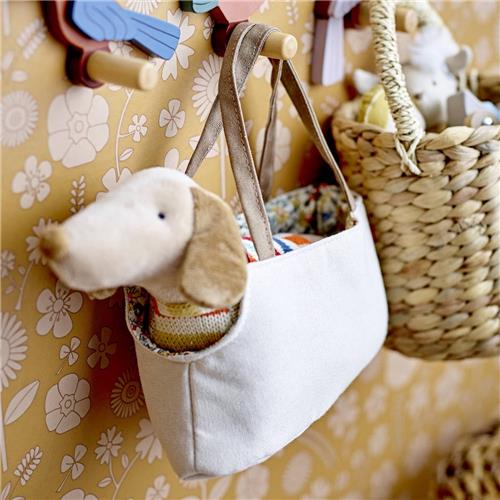 Bloomingville Hilena speelgoedhondje met draagtas - zacht - 28 x 15 cm
