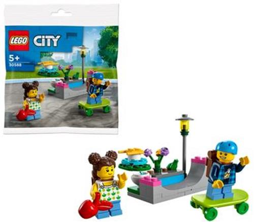 LEGO City 30588 - Kinderspeeltuin - Skatebaan (polybag)
