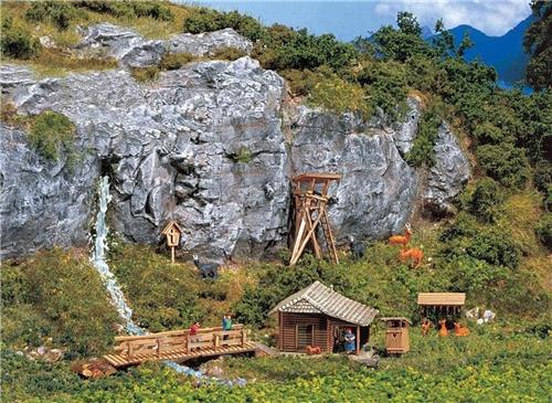 Faller - Jachthut met uitkijkpost