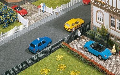 Faller - Ijzeren tuinhek, 684 mm