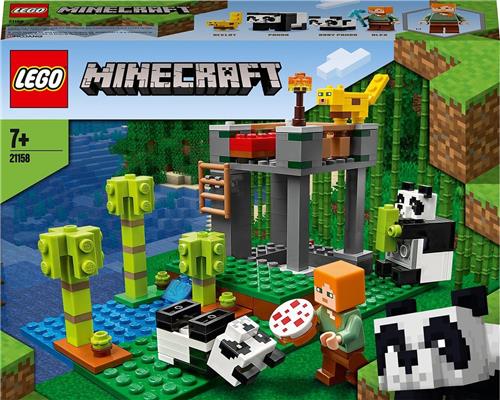 LEGO Minecraft Het Pandaverblijf - 21158
