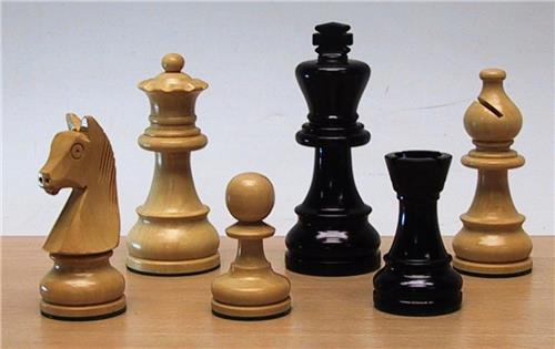 Schaakstukken Staunton/palmhout/zwart/93 mm L/V. /Maat 6