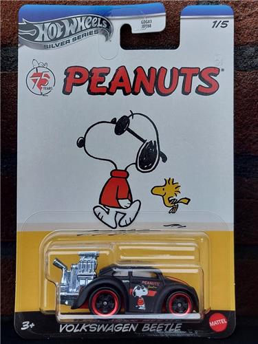 Hot Wheels Peanuts Volkswagen Beetle JCB81