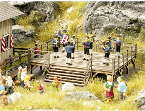 NOCH 0066826 H0 Feestpodium met blaasmuziek