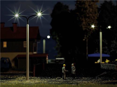 Busch - BETONMAST MIT 2 LEUCHTEN H0 - modelbouwsets, hobbybouwspeelgoed voor kinderen, modelverf en accessoires