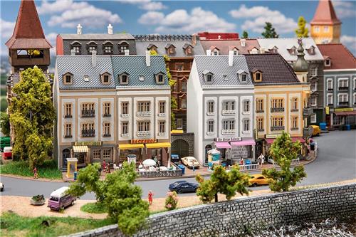 Faller - 1/160 RIJ HERENHUIZEN SCHUBERTSTRAßE (11/24) * - modelbouwsets, hobbybouwspeelgoed voor kinderen, modelverf en accessoires