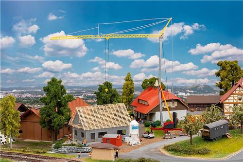 Faller - 1/87 HUIS IN AANBOUW MET KRAAN - modelbouwsets, hobbybouwspeelgoed voor kinderen, modelverf en accessoires